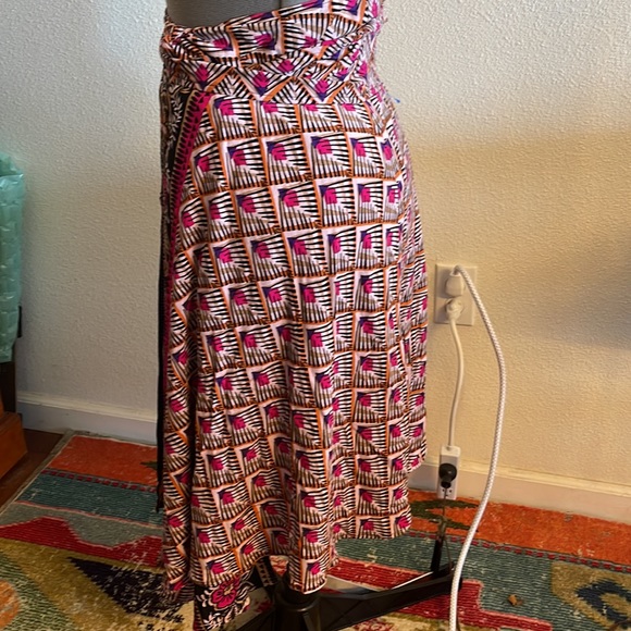 EXPRESS Floral Wrap & tie Front Maxi Skirt Sz L forgiving waist boho cute - Picture 4 of 5